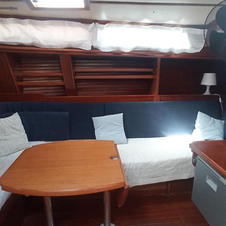 Best Barcelona Boat Experience Sant Adria de Besos Buitenkant foto